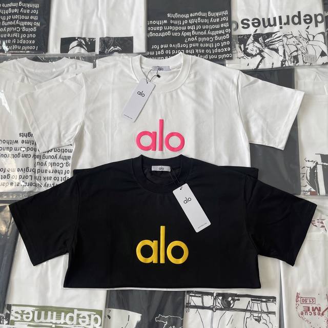Style 660 Alo25Ss Classic base with foam print, loose fitting short-sleeved 260g