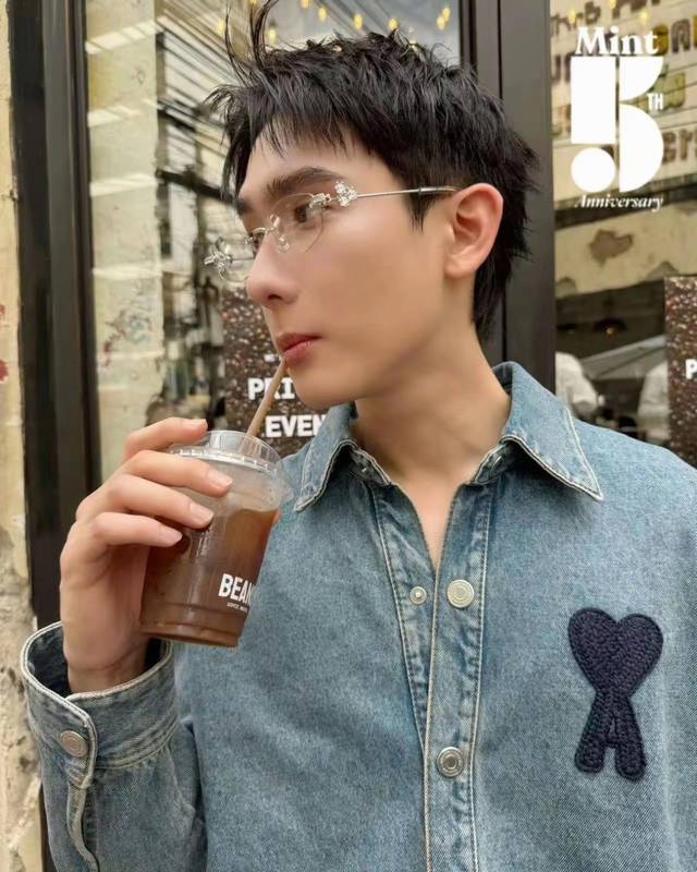 This year's new favorite denim lover fell in love with it as soon as he put it o