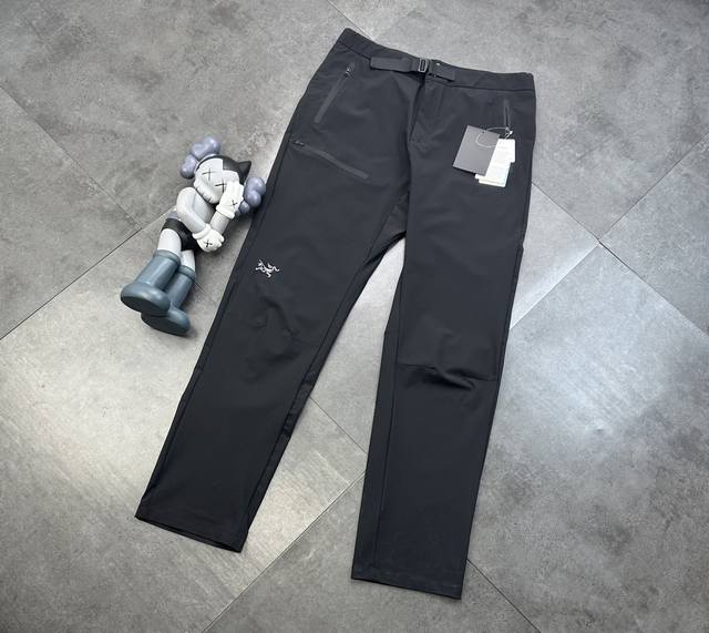 Trendy Arc'teryx Cronin Pants, simple and versatile men's embroidered softshell