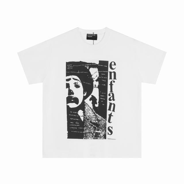 style number 470. Wear this year's Erdenfants Riches Deprimes Joker print short-