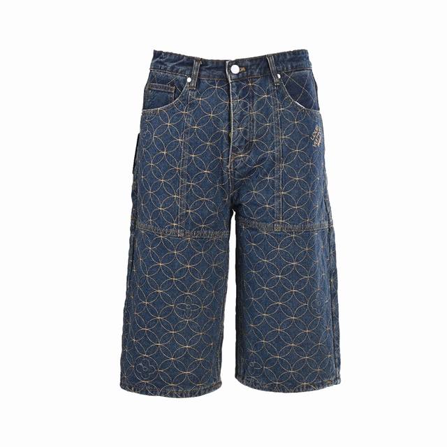 Louis Vuitton x Nigo Lv collaboration, these three-quarter denim shorts with ful