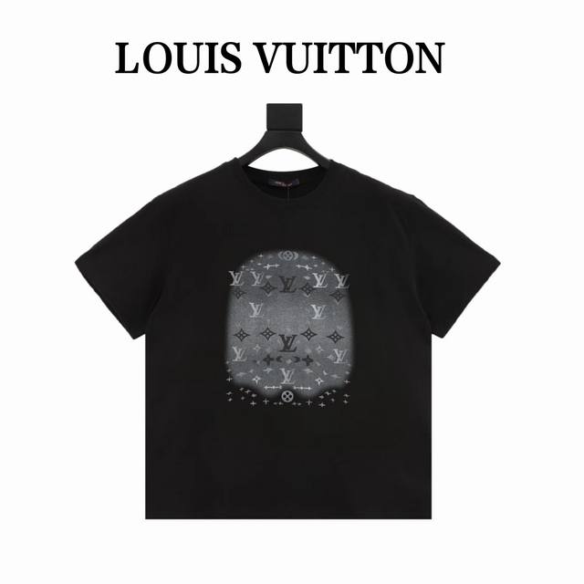 Louis Vuitton's ink-and-wash print short-sleeved T-shirt combines luxury and cas