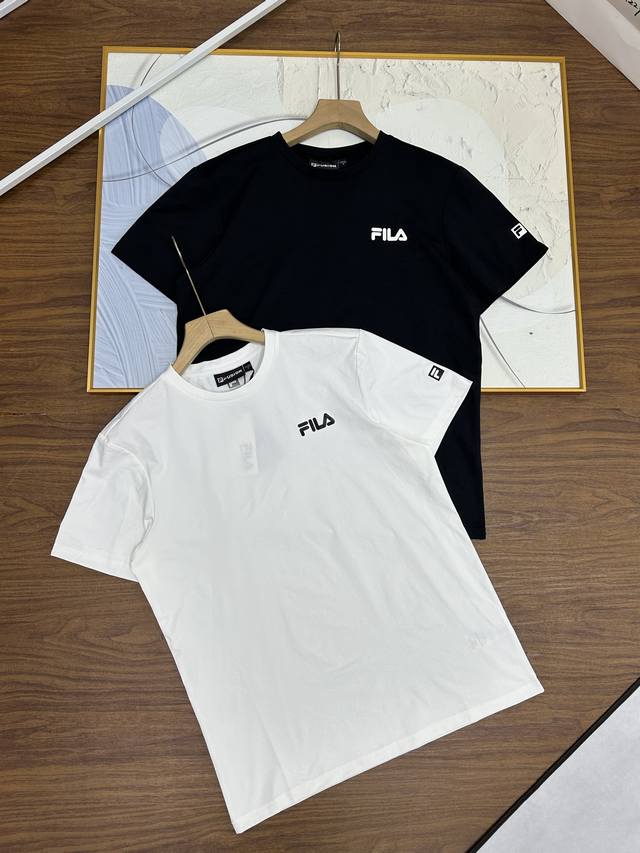 Official Fila Update: This pair of quick-drying short-sleeved T-shirt is a perfe
