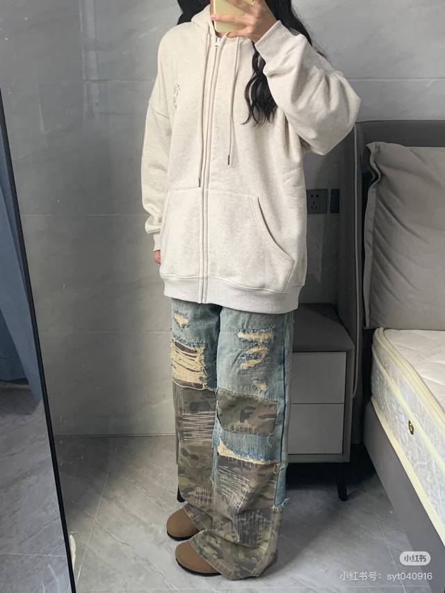 Style No. 1060 Model Image Ss Ac Style Bootcut Cut Ripped Camouflage Straight Je
