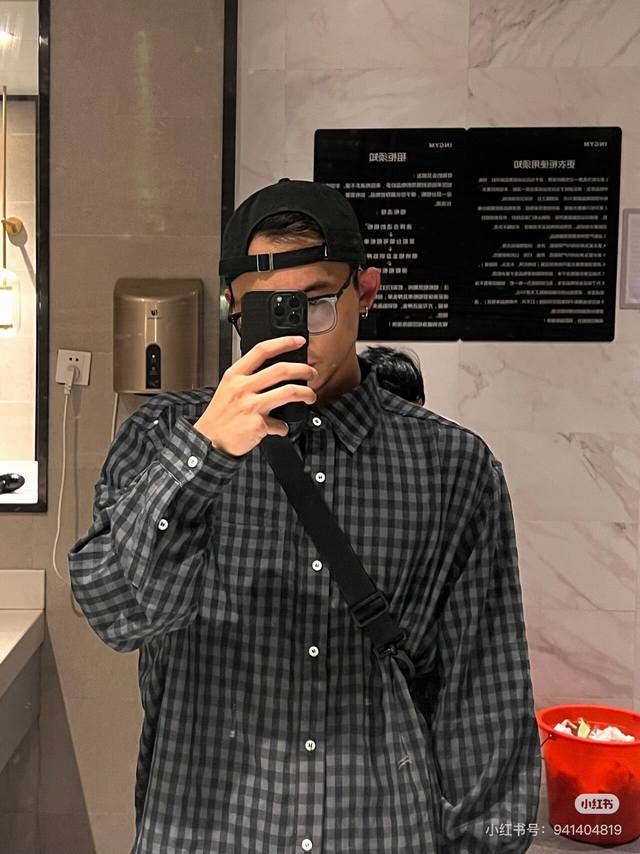 Style No.-864 Shawn Yue's classic retro plaid black striped shirt, a must-have i