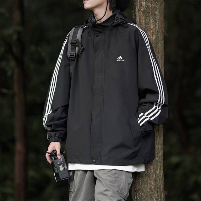 Style: Wk090 Adidas' premium, high-quality, loose-fitting jacket with a hooded,