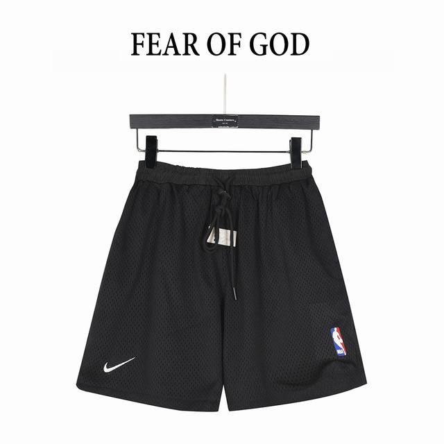Fear Of God & Nike & Nba three-party joint mesh American shorts. This is Jerry's