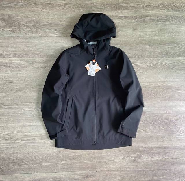 Kolon Sport outdoor hardshell triple-proof fully laminated hooded jacket! Simple