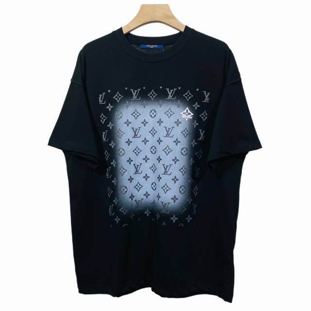 Lv Louis Vuitton Louis Vuitton 1V classic gradient full print pattern round neck