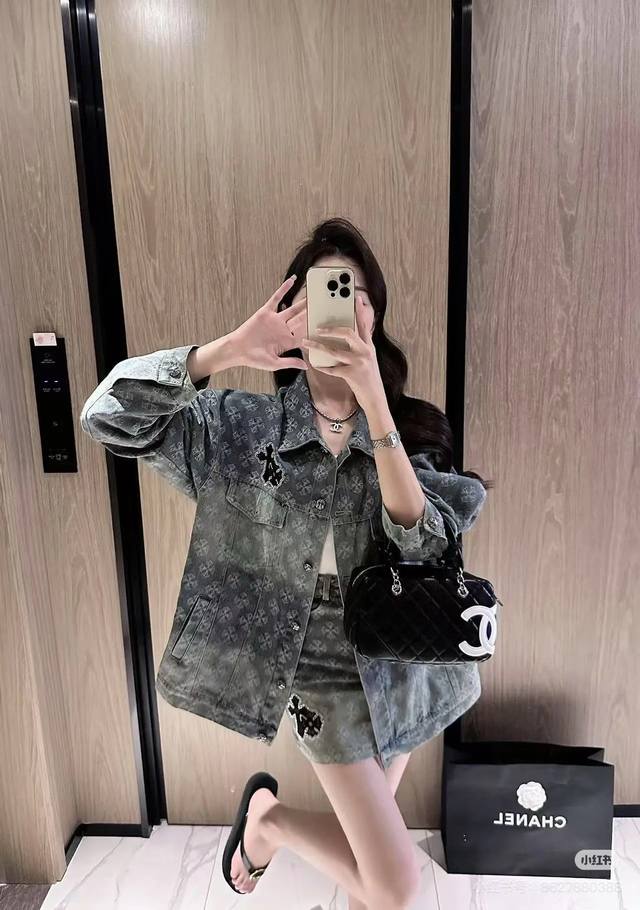 Model Inquiry Image, Style Number: Y194 Chromehearts Heavy Stamped Classic Sansk