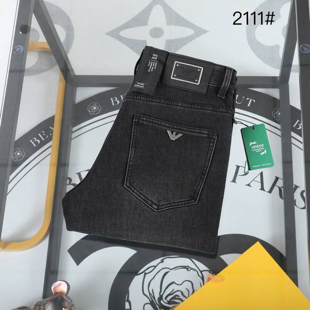 New Straight Jeans Style No.: 2111 Size: 29-42