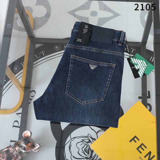 New Straight Jeans Style No.: 2105 Size: 29-42