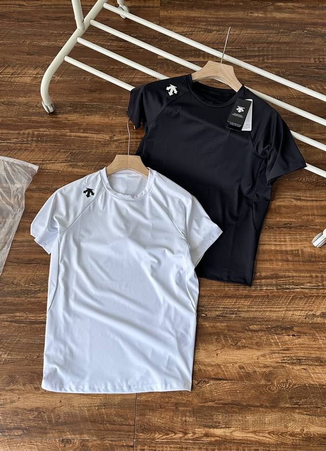 Training Series Men's Cool T-shirt, Short-Sleeve Stretch Knit, Ice Silk Quick-Dr