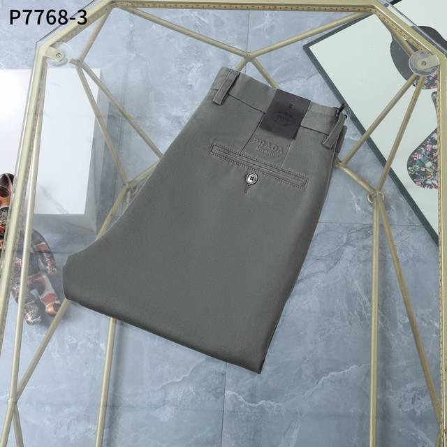 Autumn and winter casual pants in three colors. Model number: P10 -3 Khaki Size: