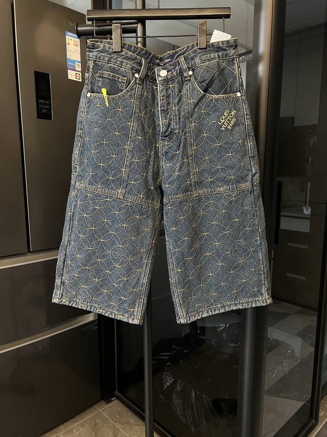 The next day Louis Vuitton X Nigo 25Fw Lv joint model circle embroidery work wea