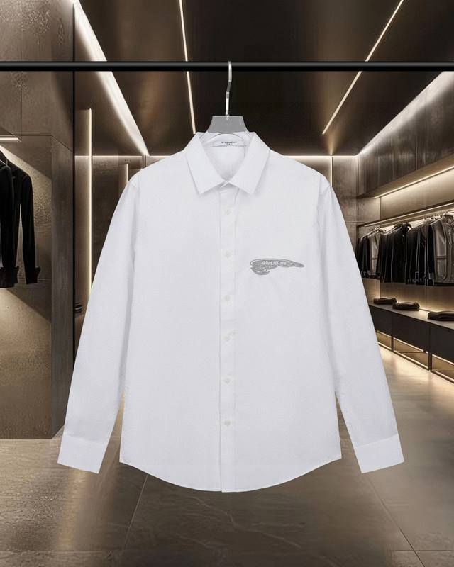 Givenchy's hot-selling Tarot Vientiane collection direct-injection logo long-sle