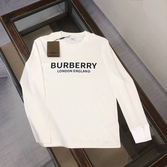 Bur*Berry's latest classic, fashionable, casual long-sleeved T-shirt for early f