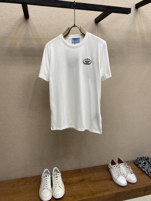 Prada, new short-sleeved Yyds. This custom-made pure cotton stretch cotton short