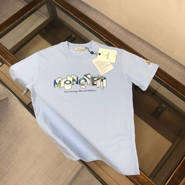 Mon*Cler's latest 2025 couple's T-shirt with a brand logo print, featuring a rou