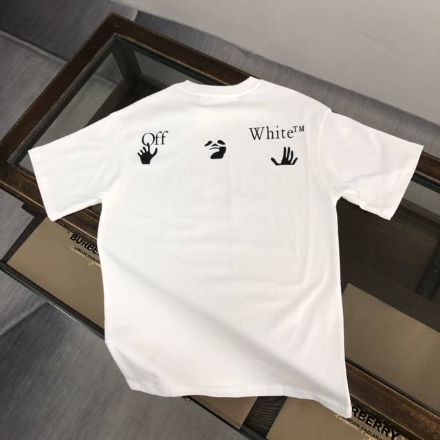 Off-White's new summer crew neck short-sleeved T-shirt! Made from 270g heavyweig