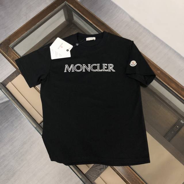 Mon*Cler 23Ss new summer crew neck short-sleeved T-shirt! The feel and texture a