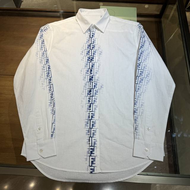 print details. Concealed shell buttons, premium fabric, and comfortable fit! Siz