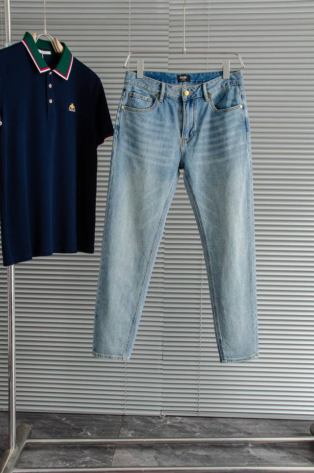 New Fe*N.Di. - Fendi 2025Ss Men's Fashion Straight-Leg Jeans! Available now thro