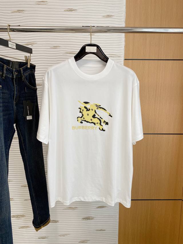 Bur25 new men's round neck short-sleeved T-shirt with outstanding design highlig