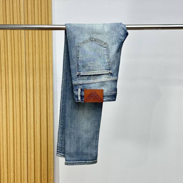 Thin Armani 25Fw Spring and Summer New Jeans Original Color Denim Fashionable an