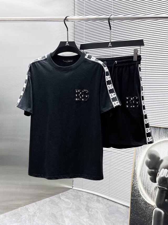Dolce & Gabbana DG 2025Ss new summer casual short-sleeved shorts set, a high-end