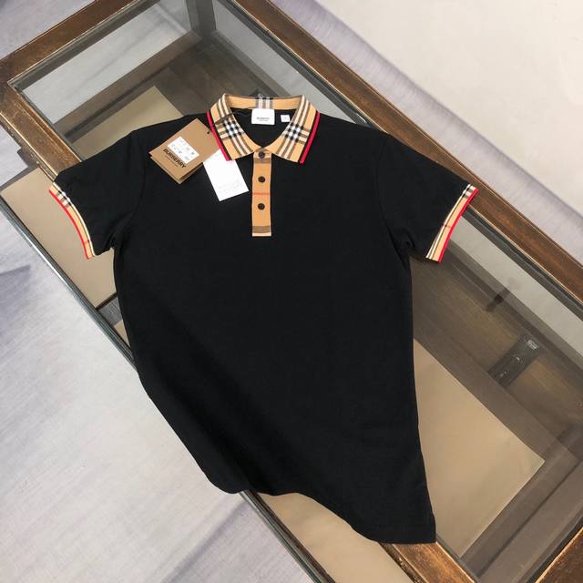 Burberry's latest 2025 Spring/Summer plaid patchwork polo shirt. This highly cov