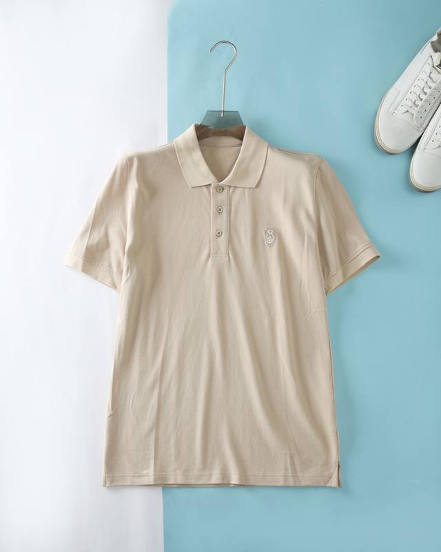 New summer arrival from Bbr Ba*Li Ss, featuring a men's business casual short-sl