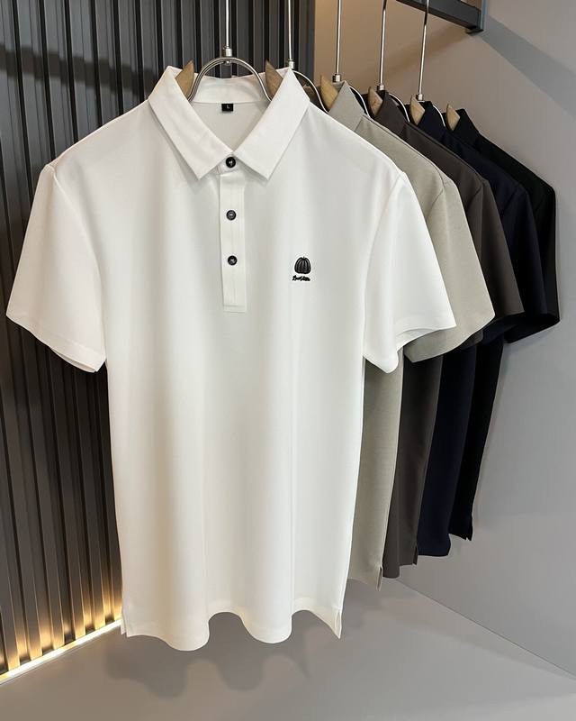 Louisvuitt's 2025 Spring/Summer new arrival, a short-sleeved polo shirt with the