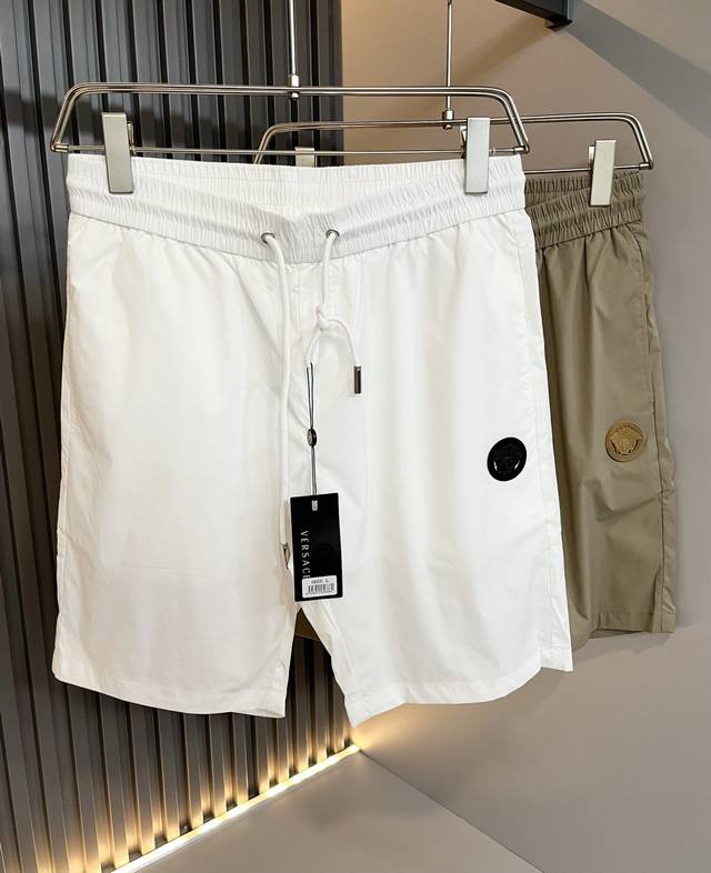 Versa*E Vans' new 2025 Spring/Summer unisex casual shorts. A trendy, light-luxur
