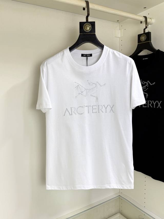 Arc'teryx Fat Brother Good News 4Xl Wearing 200 pounds of top-grade round-neck c