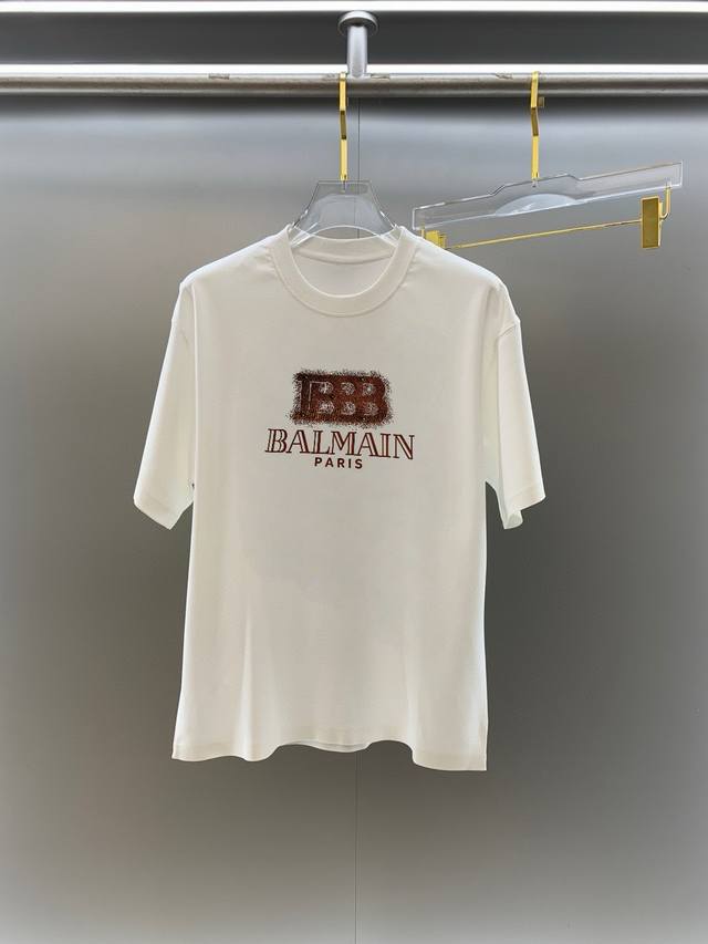 Balmain's 2025 Spring/Summer new collection, the latest short-sleeved crew neck
