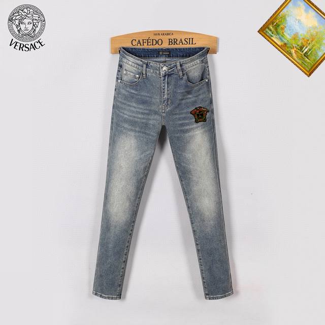 Versace 2025Ss new jeans, customized full set of hardware, new brand design proc