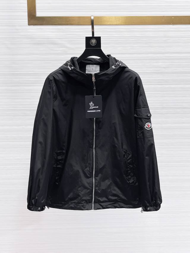 A popular spring item, the same style as the official Moncler website, now on sa