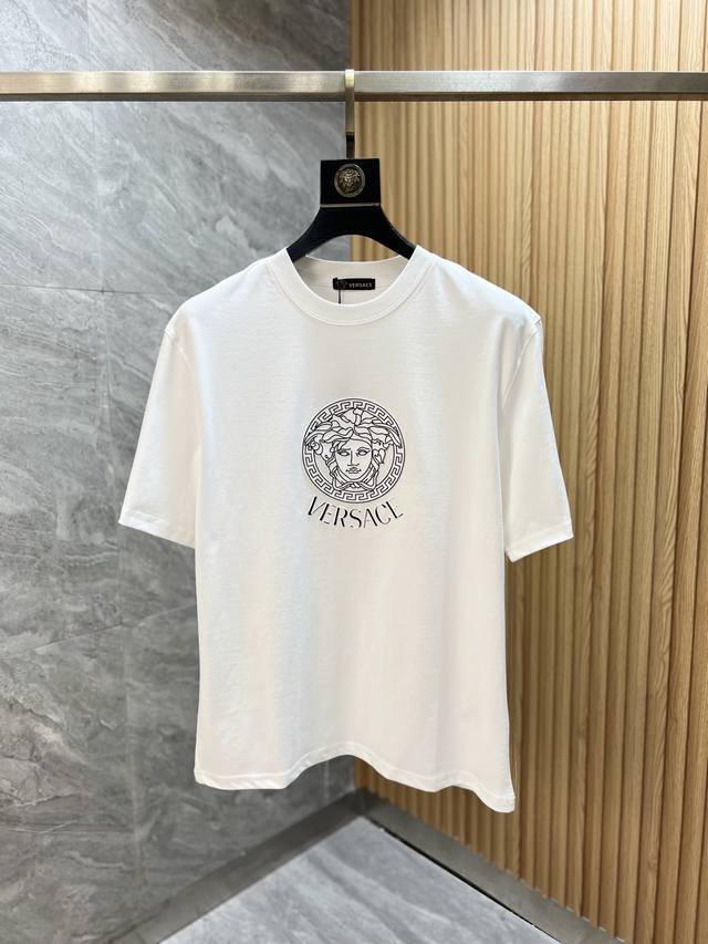 Versace 2025 Spring and Summer New Arrivals New Three Standards Complete Merceri