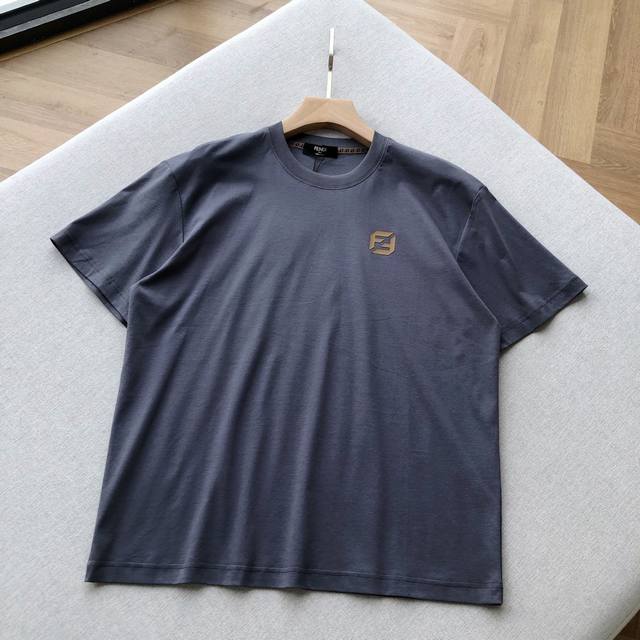 Fd Gray Tone Fashion ~ Luxurious and Elegant New Chapter: Silk Brown Eye T-shirt