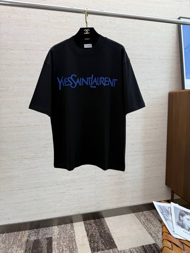Ysl's new spring/summer 2025 short-sleeved T-shirt features vibrant and shiny co