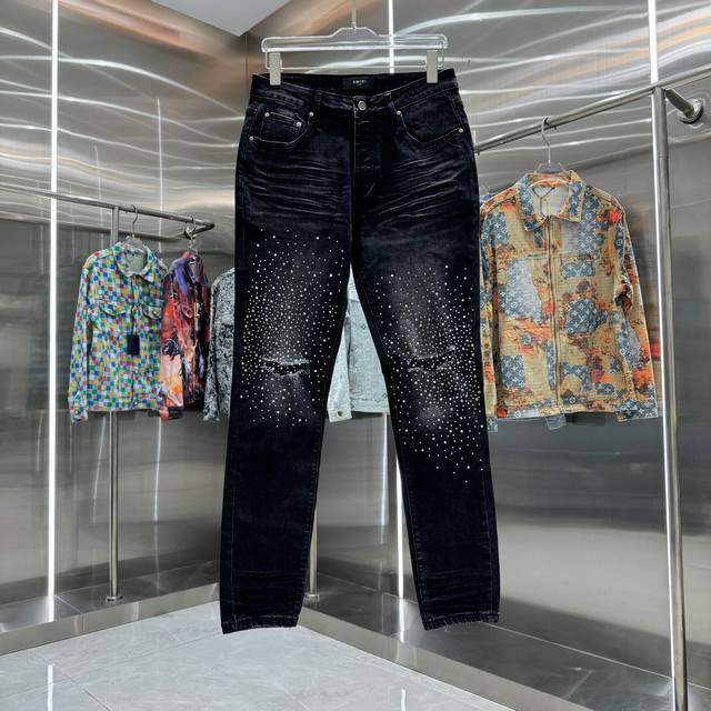 D Amiri ripped rhinestone-trimmed street style slim-fit skinny stretch jeans. Co