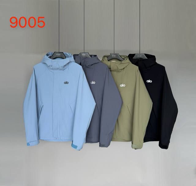 Alo Softshell Jacket Process Description: Made of Gore-Tex 70D plain weave matte