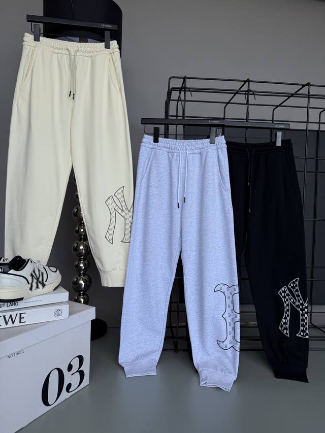 25th autumn new trousers model number: 66033 100% cotton davis fabric size: M 3X