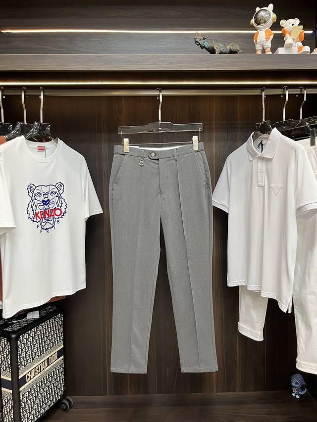 Moncler Exclusive New Moncler Men's Fashion Casual Pants. High-end European-styl