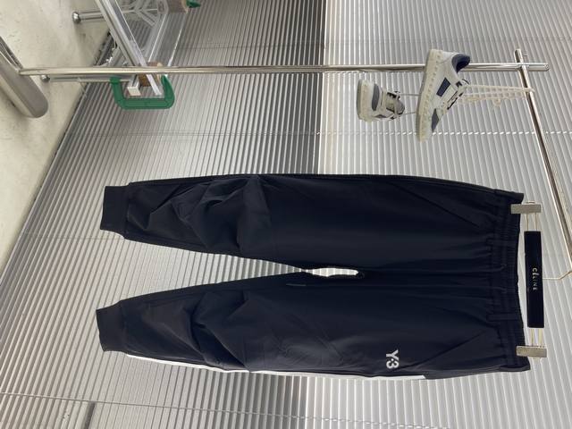 Y-3 25Ss new summer casual sweatpants for men, featuring classic offset monogram