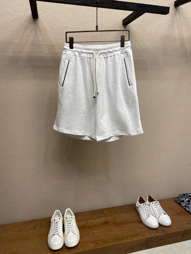 Bc, the latest men's casual shorts with an unbeatable fit! These pants are incre