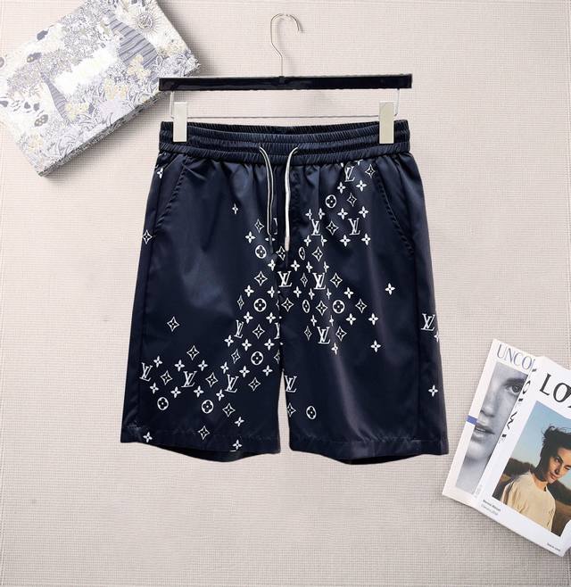 Louis Vuitton Lv 2025Ss new summer authentic casual shorts. A classic luxury bra