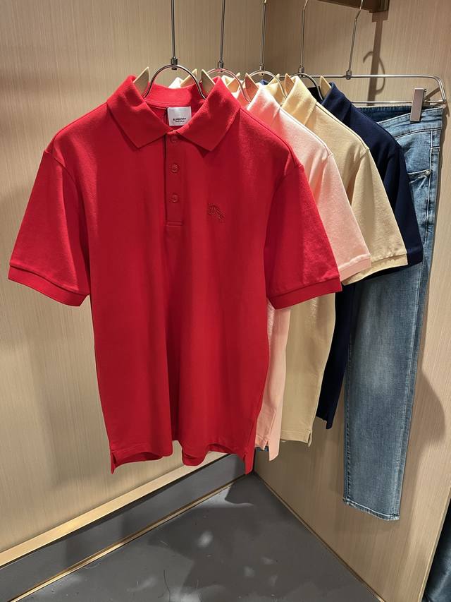 Bur*Erry's new men's short-sleeved polo shirt for Spring/Summer 2025 features th