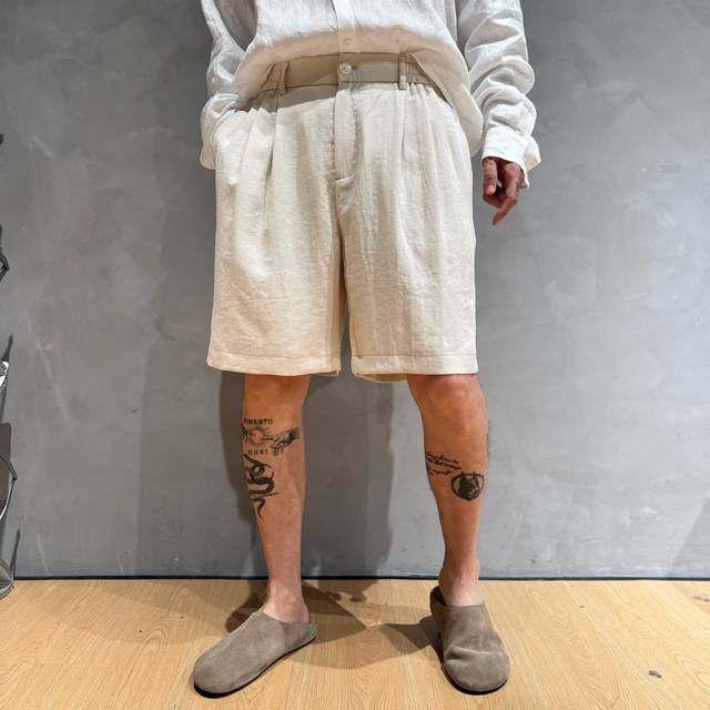 Jil summer linen shorts, made with premium fabric, are skin-friendly and comfort